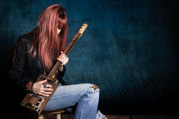 Bild zur Va am 19.3.2027 um 20:00 Uhr VÉRONIQUE GAYOT & BAND